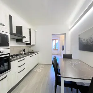 Casa Stella- A Due Passi Dal Corso Di Apartment